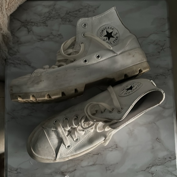 white hightop converse - Picture 2 of 3